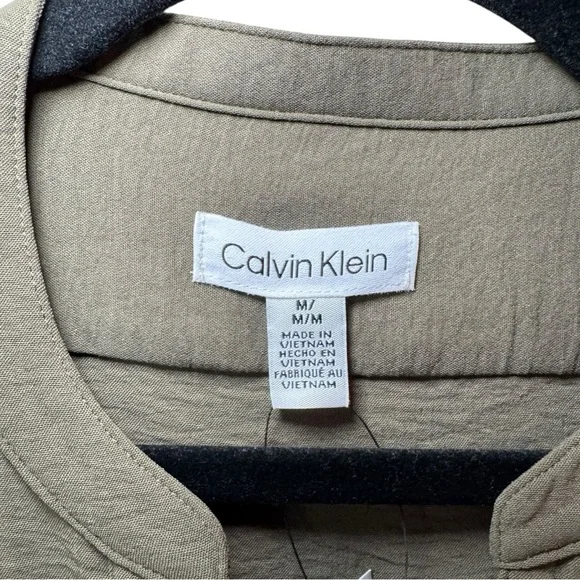 Calvin Klein Olive Green Utility Button-Up Shirt with Silver Buttons M NWT - Picture 5 of 10